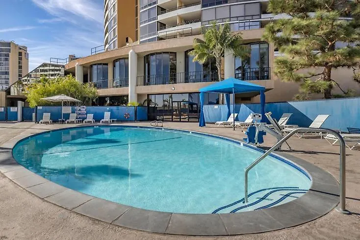 Peridot Palm - Marina Views 2Br W Private Large Patio Apartment Los Angeles United States