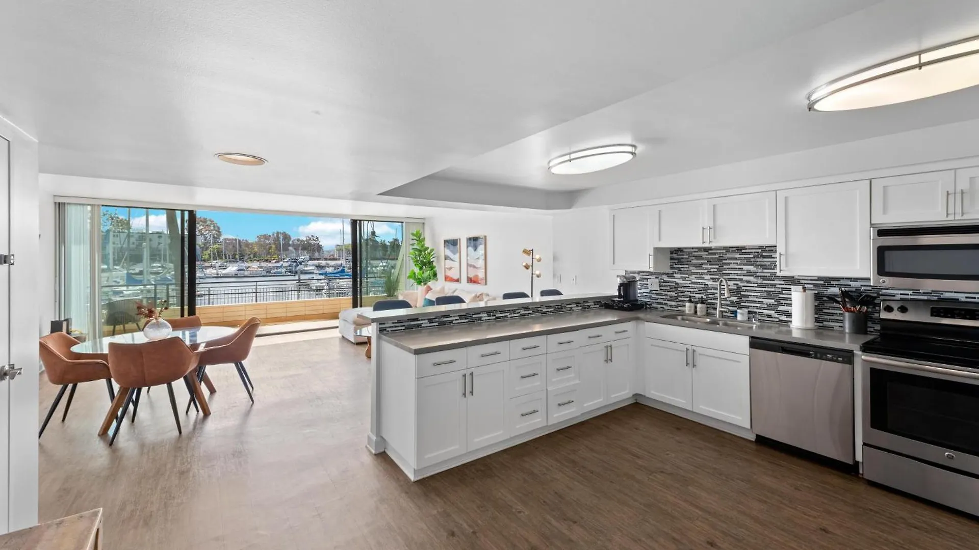 Peridot Palm - Marina Views 2Br W Private Large Patio Apartment Los Angeles 0*,
