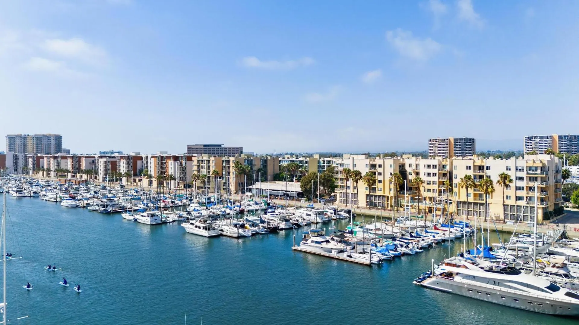 Peridot Palm - Marina Views 2Br W Private Large Patio Apartment Los Angeles